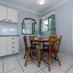 Castaways Unit 1 17 Shoal Bay Road