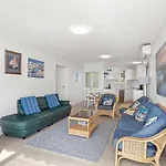 Bella Vista Unit 22 19 Shoal Bay Road