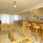 The Crest Unit 1 6 8 Tomaree Road