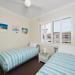 Shoal Bay Village