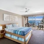Sundeck Unit 8 51 Ronald Avenue