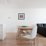 The Shoal, Unit 309/4-8 Bullecourt Street