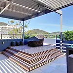 Aura Apartments Unit 12 59 Shoal Bay Road