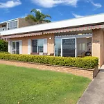 Bella Vista Unit 22 19 Shoal Bay Road