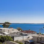 Sundeck Unit 8 51 Ronald Avenue