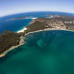 Aura 10 Shoal Bay