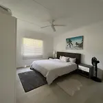 Shoal Bay Serenity Beach Cottage Newly Renovated