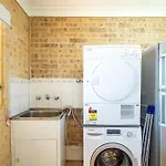 1-39 Leonard Ave - Comfort, Space And Wi-Fi