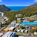 Unit 2 Tomaree Road 16 Upstairs