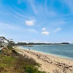 Bella Vista Unit 3 19 Shoal Bay Road
