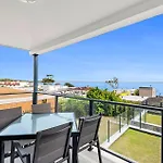 Sundeck Unit 1 51 Ronald Avenue