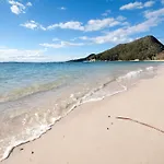 Walking Distance To Shoal Bay Beach