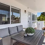 Shoal Bay Beach House Three