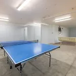 Bay Parklands 23 Located At Little Beach With Air Con Pool And Tennis Court