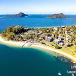 The Norburn, 3 Norburn Avenue - Aircon, Wifi, Boat Parking, Close To Water & Clubs