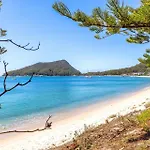 Hideaway 1, 3 Lillian St - Stunning Water Views