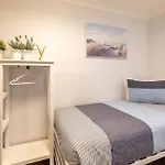 Shoal Bay Beach Apartments, 9 2 Shoal Bay Road, Air Conditioning, Complex Swimming Pool And Lift