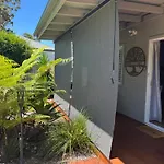 Shoaly House Cottage - A Charming Coastal Escape