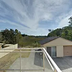 Government Road, 16A, The Breakers