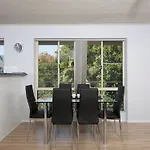 Shoal Court, Unit 04/7 Lillian Street