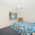 Shoal Edge, Unit 1/31Shoal Bay Road