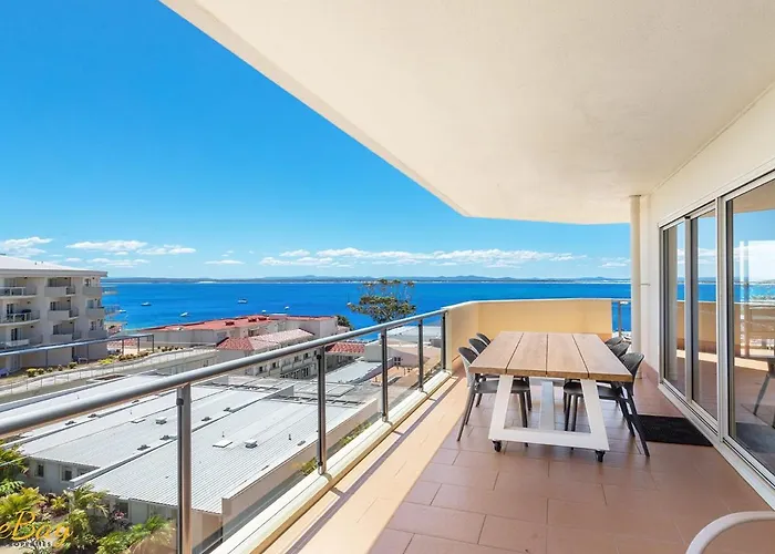 Breakwater Apartment 402