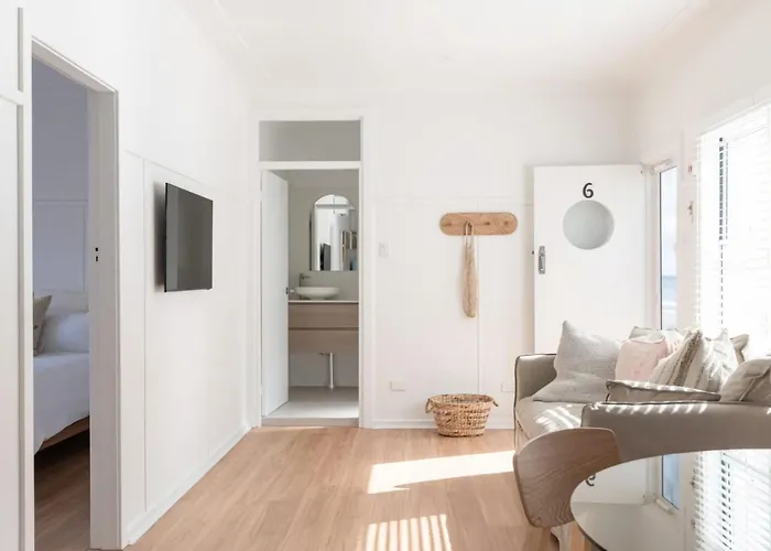 No 6 Shoalhaven