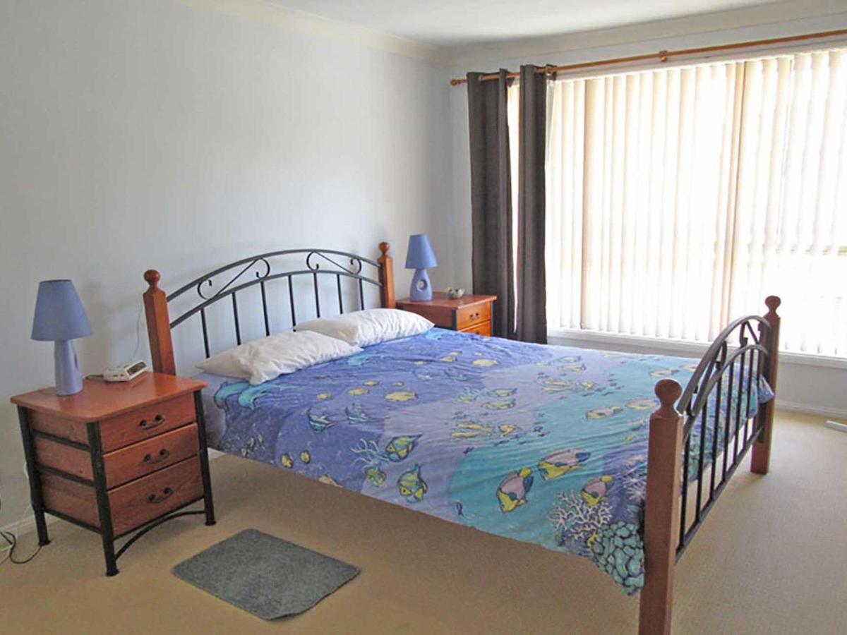 Holiday home Mahi Mahi 2 3 Bedroom Between And Little Shoal Bay