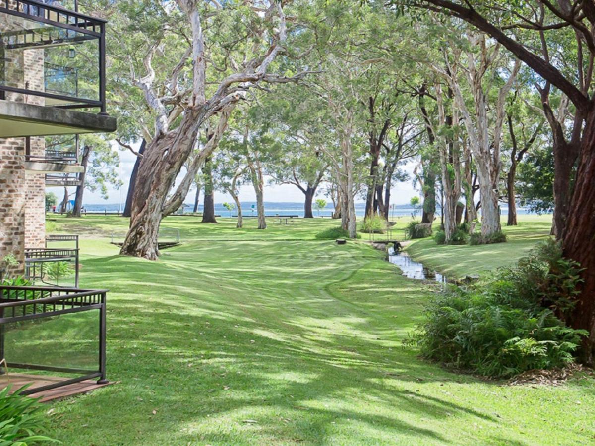 Bay Parklands 23 Located At Little With Air Con Pool And Tennis Court Apartment *