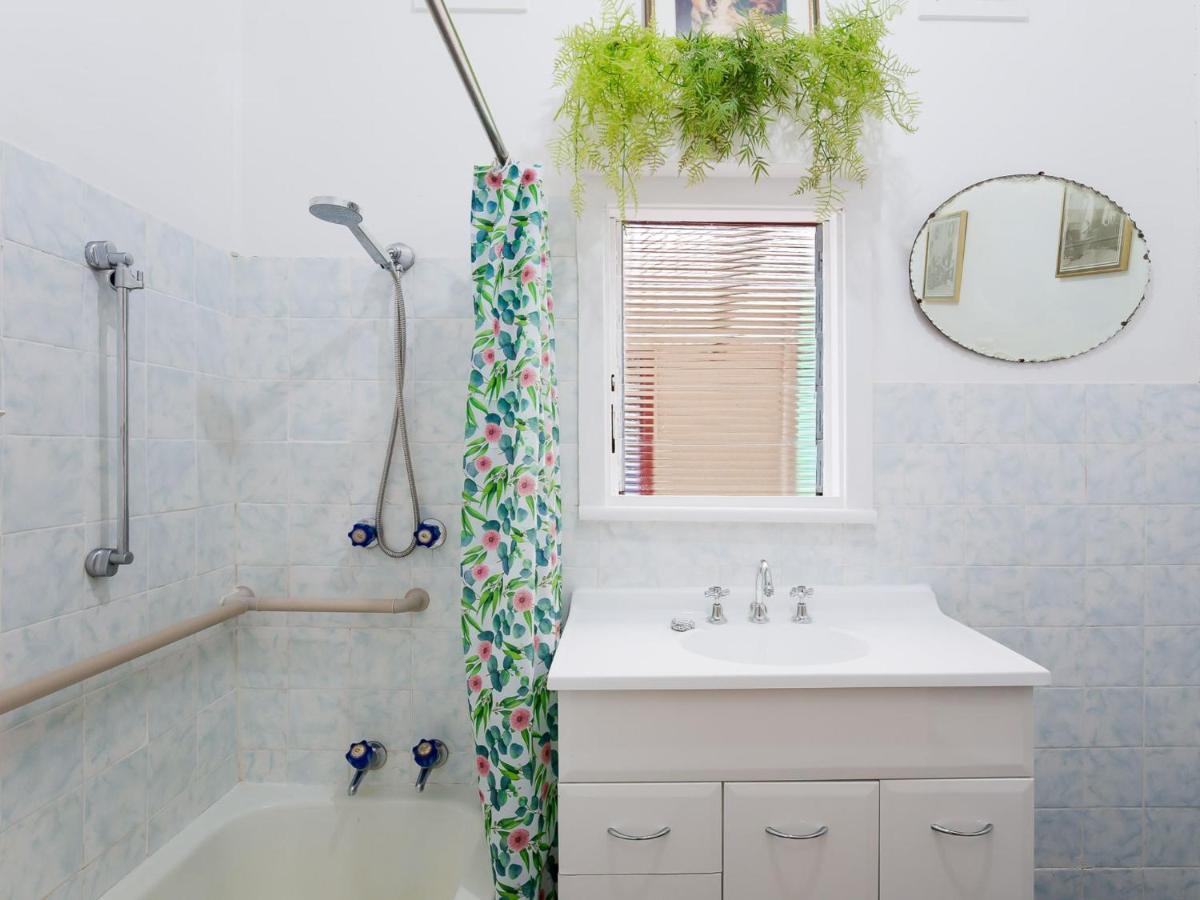 Daves Place House With Wi Fi Aircon And Boat Parking Holiday home