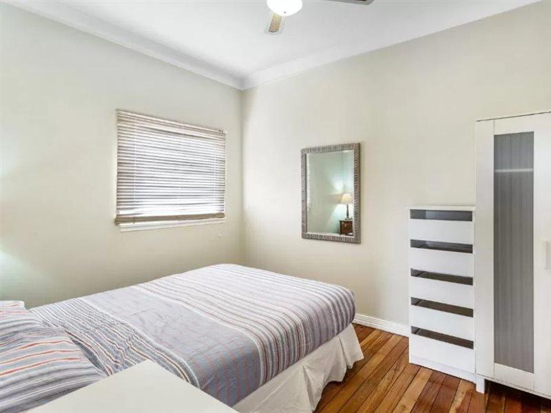 Holiday home Oscars Pet Friendly House 14 Tomaree Road Shoal Bay