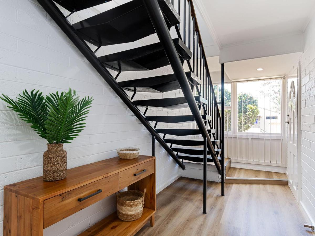 The Norburn, 3 Norburn Avenue - Aircon, Wifi, Boat Parking, Close To Water & Clubs * Shoal Bay