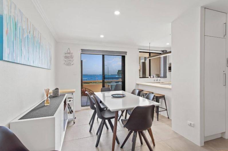 Bay Village -