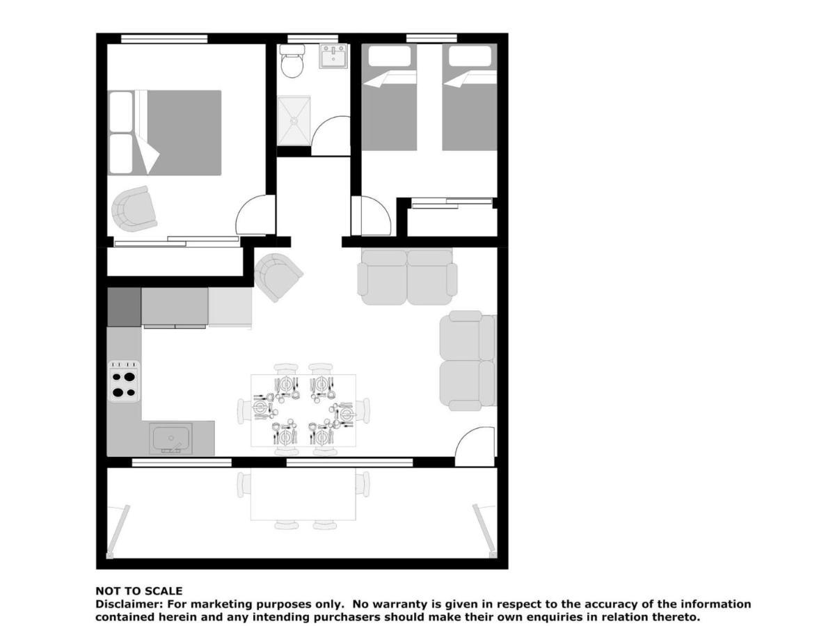Shoal Court 5 Fabulous Location With Water Views *