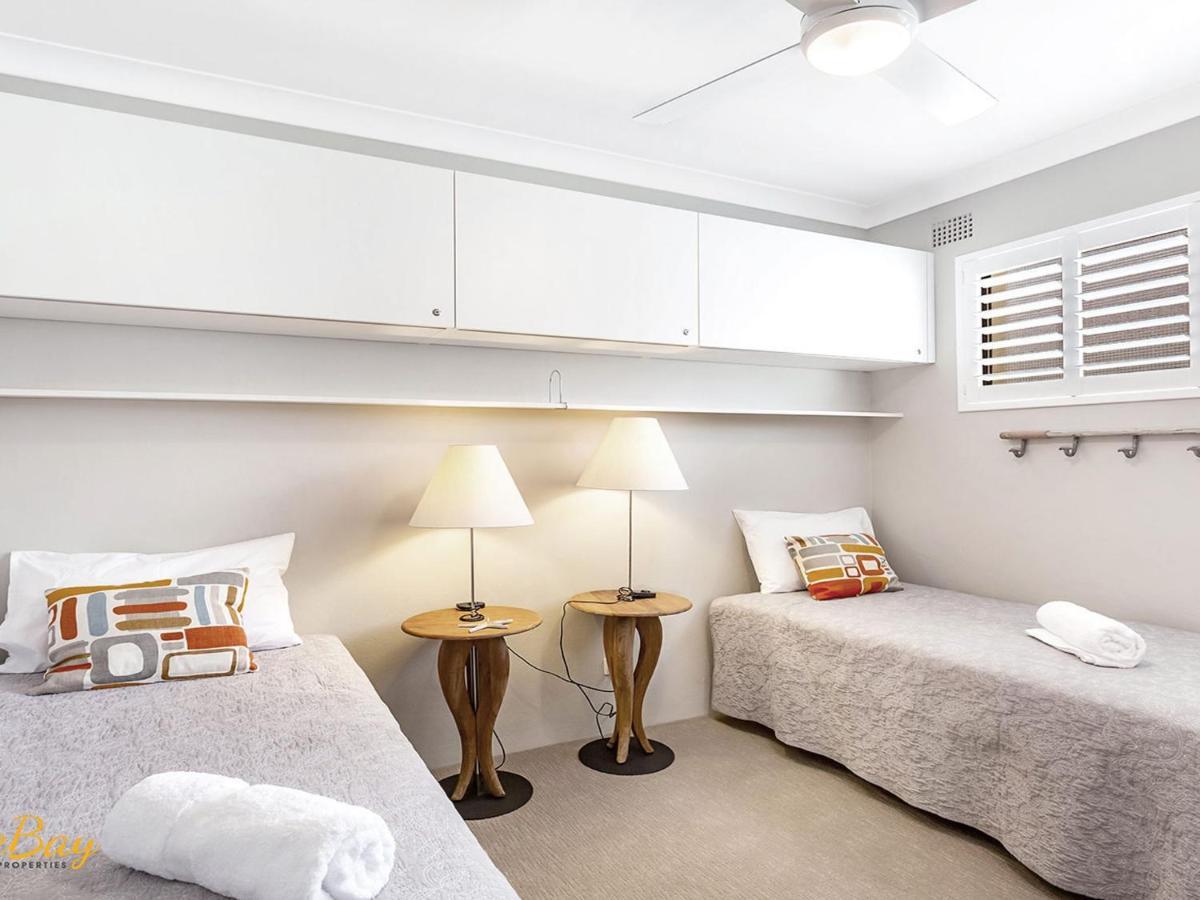 Bay Village No 7 * Shoal Bay