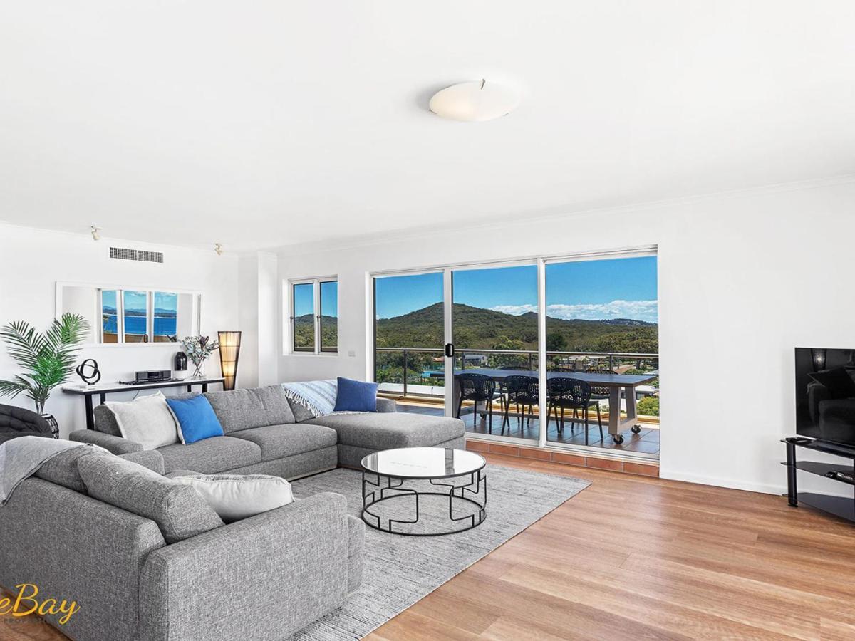 Breakwater 402
