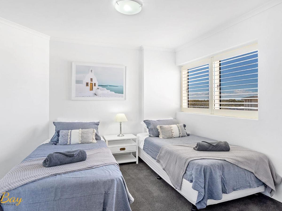 Apartment Breakwater 402 Shoal Bay