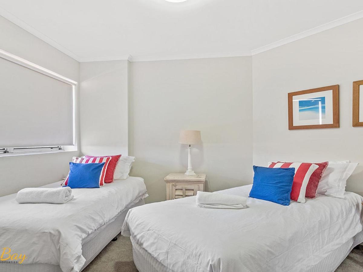 Apartment Breakwater 205 Shoal Bay