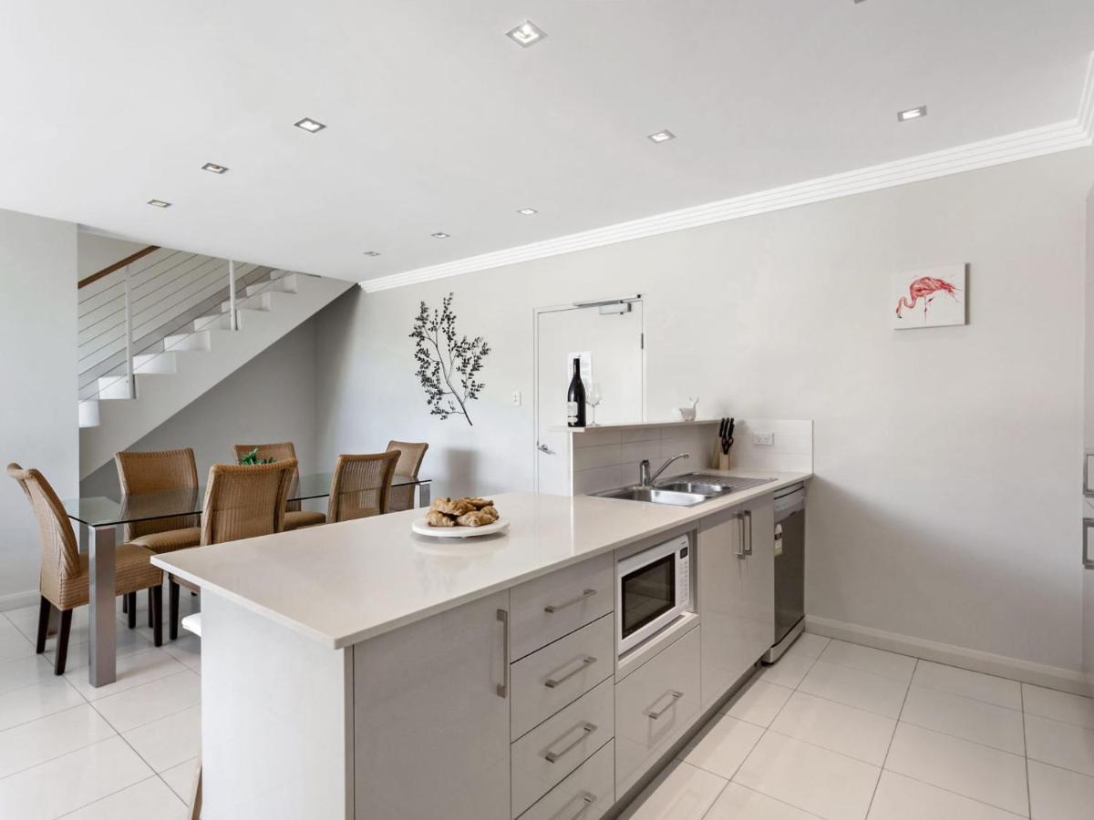 Aura Unit 13 59 Road * Shoal Bay