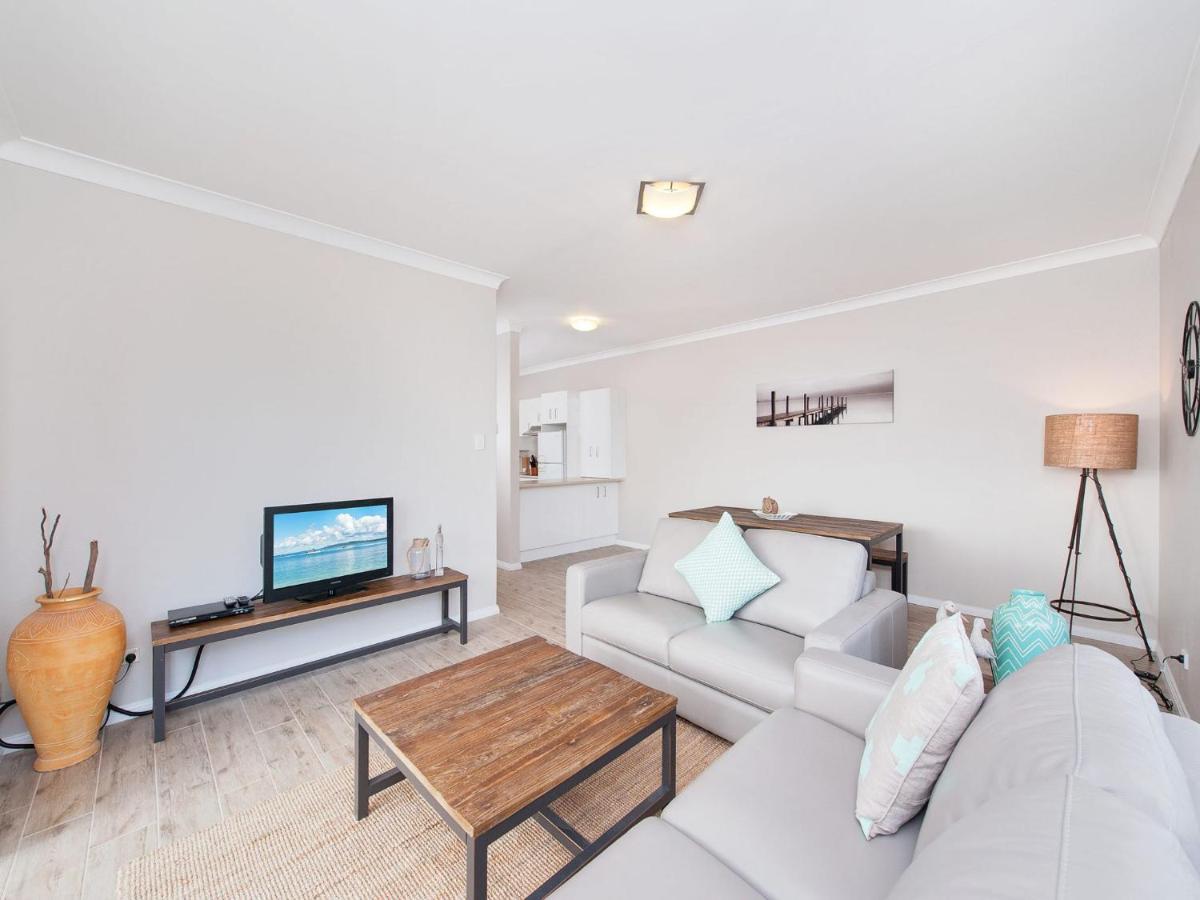 Bay Village Unit 6 47 Road *