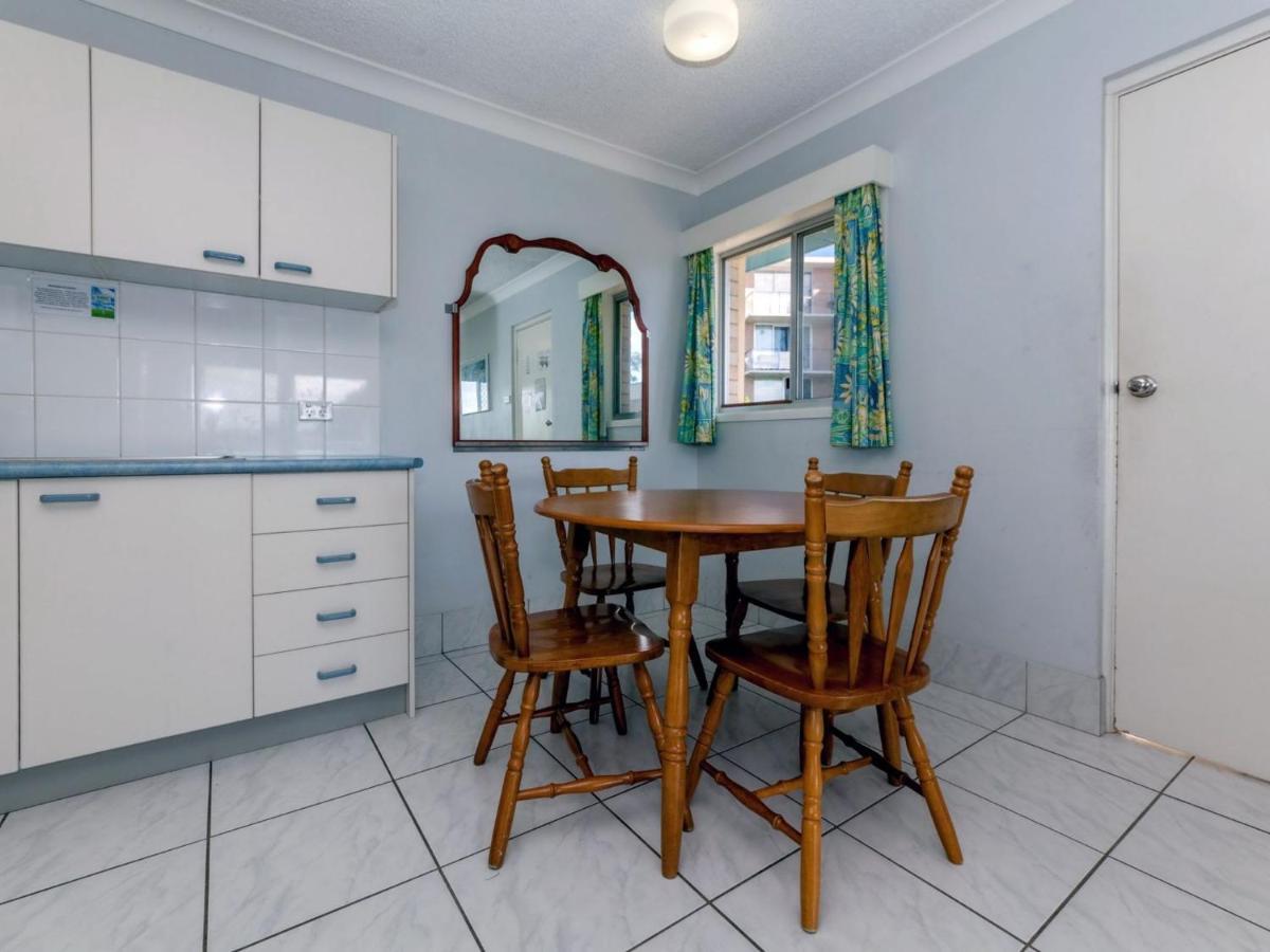 Castaways Unit 1 17 Road Apartment