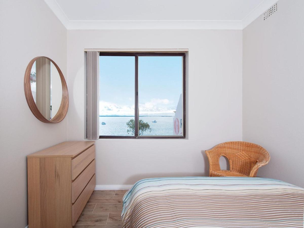 Bay Village Unit 6 47 Road Apartment *