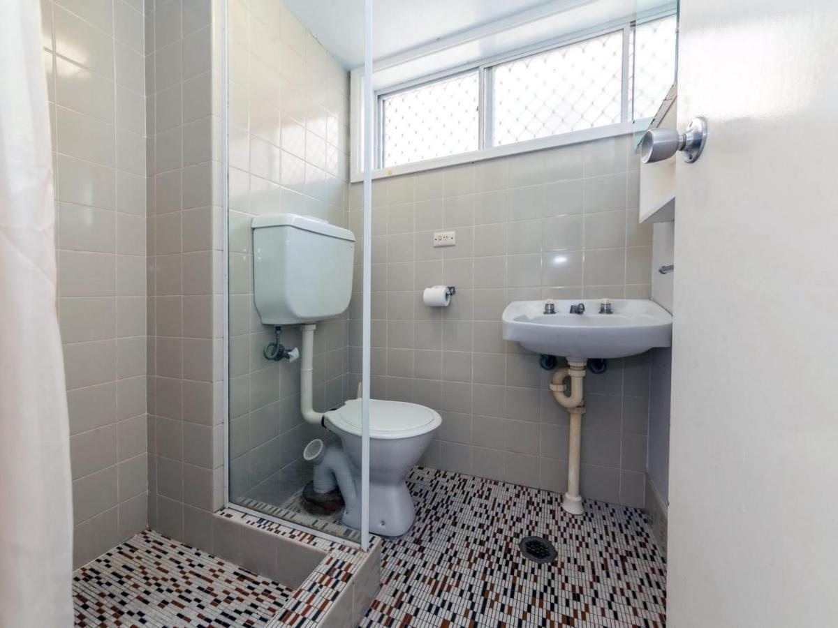 Castaways Unit 1 17 Road Apartment