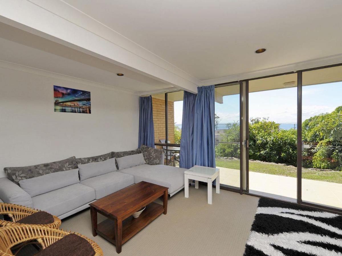 The Crest Unit 5 6 8 Tomaree Road *