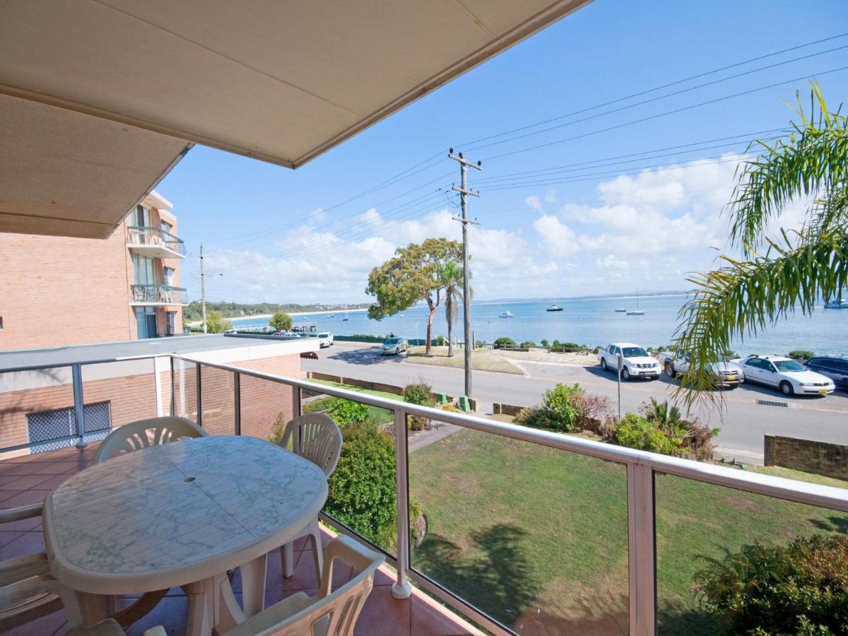 Castaways Unit 4 17 Road Apartment