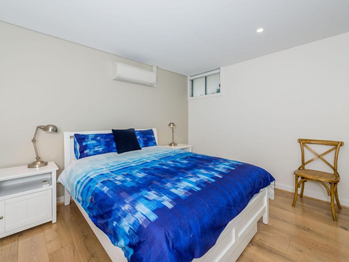 The Shoal Unit 405 Apartment Shoal Bay