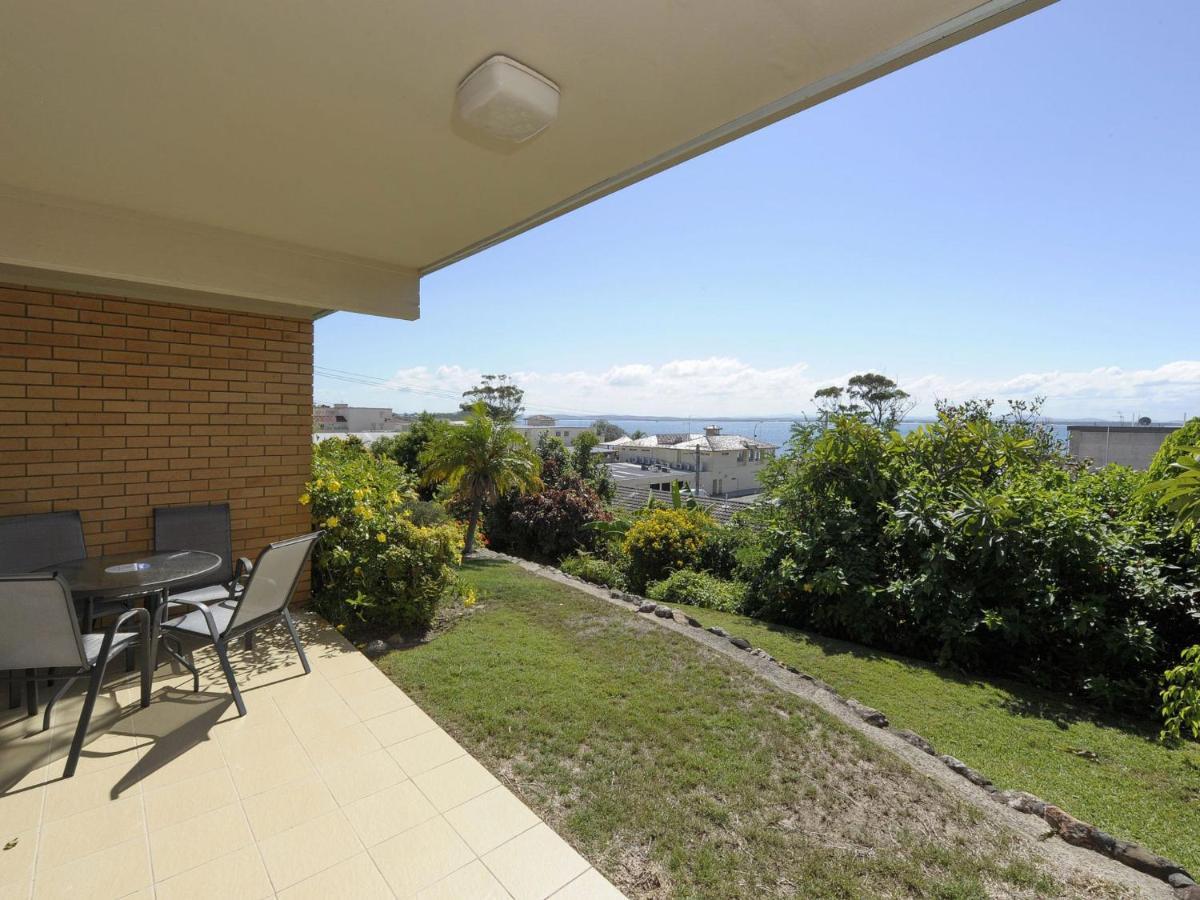 The Crest Unit 5 6 8 Tomaree Road Apartment Shoal Bay
