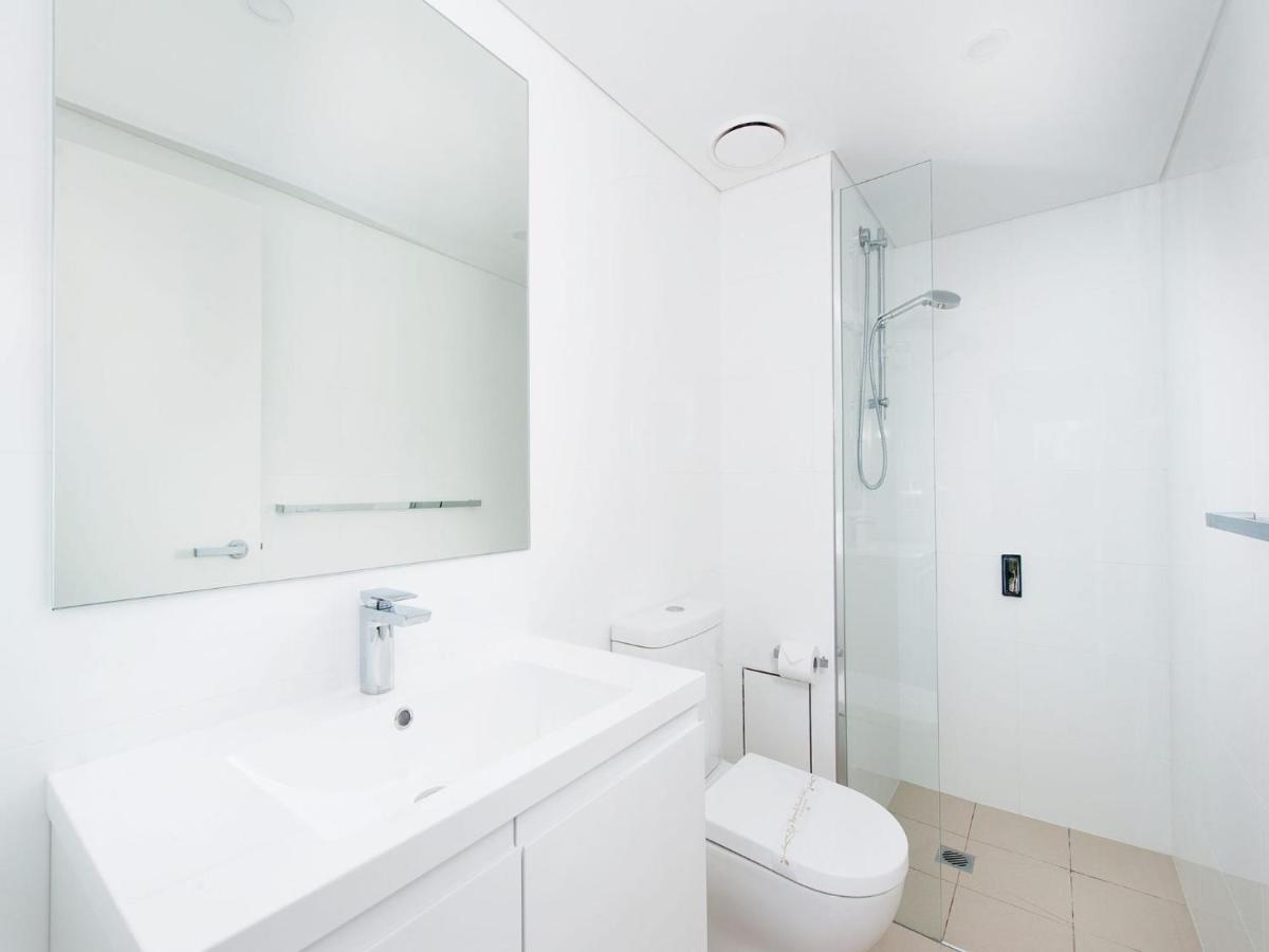 The Shoal Apartments, Unit 201/4-8 Bullecourt Street * Shoal Bay