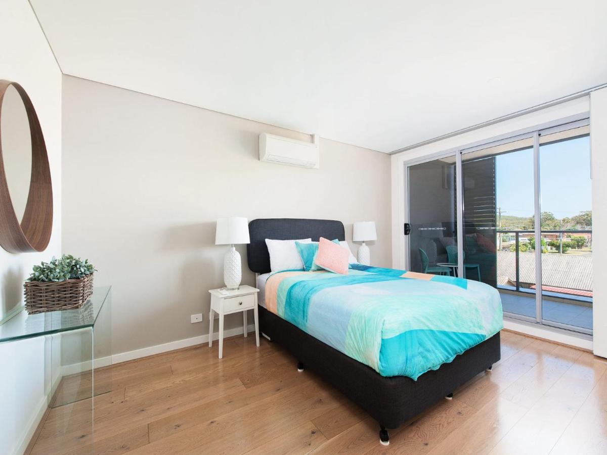 The Shoal Apartments, Unit 202/4-8 Bullecourt Street Apartment Shoal Bay
