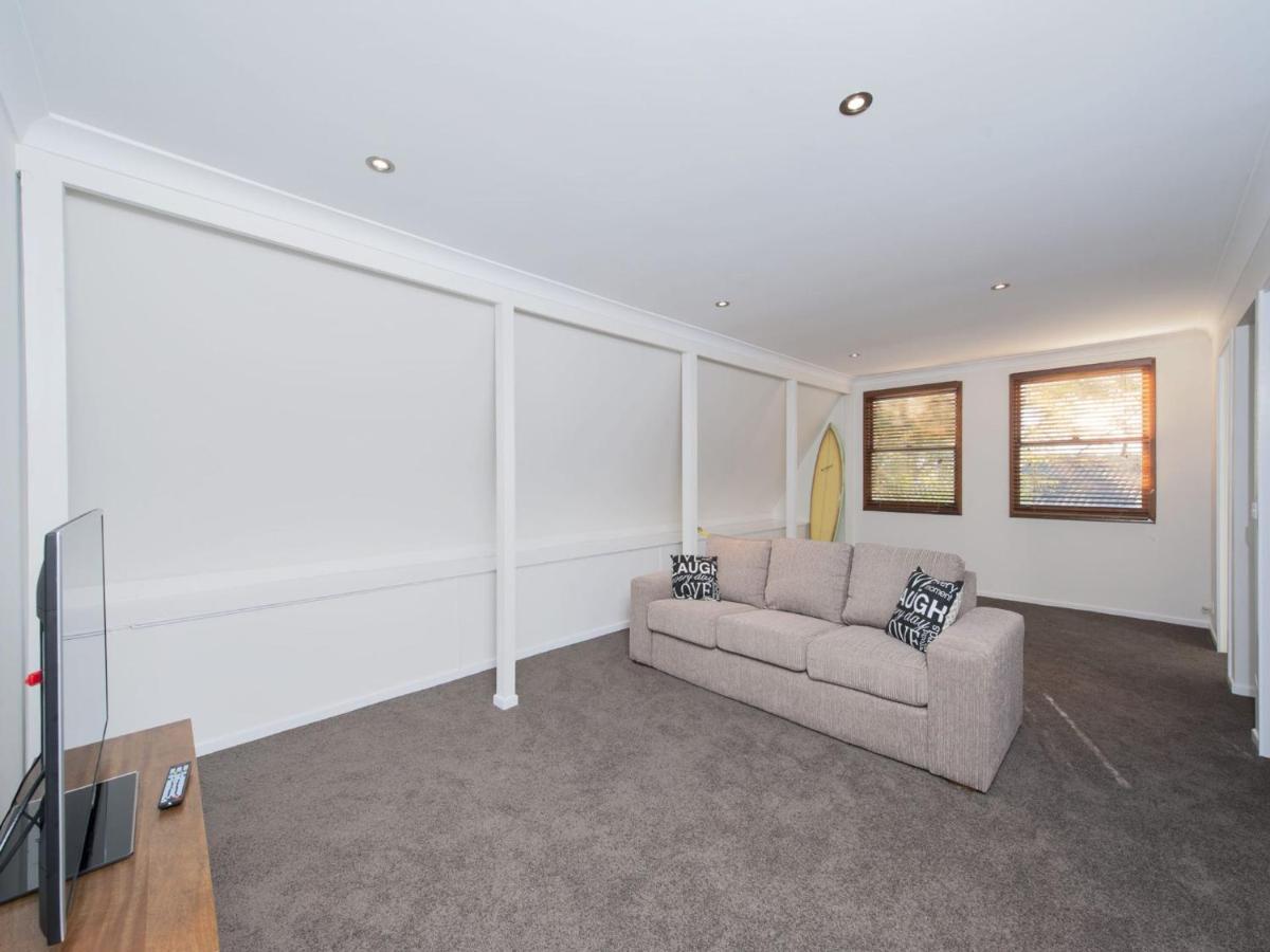 Holiday home Barefoot House 24 Essendene Road Shoal Bay